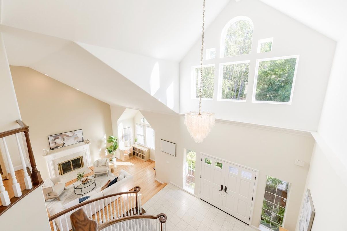 Chandelier, Fireplace, Interior, Living room