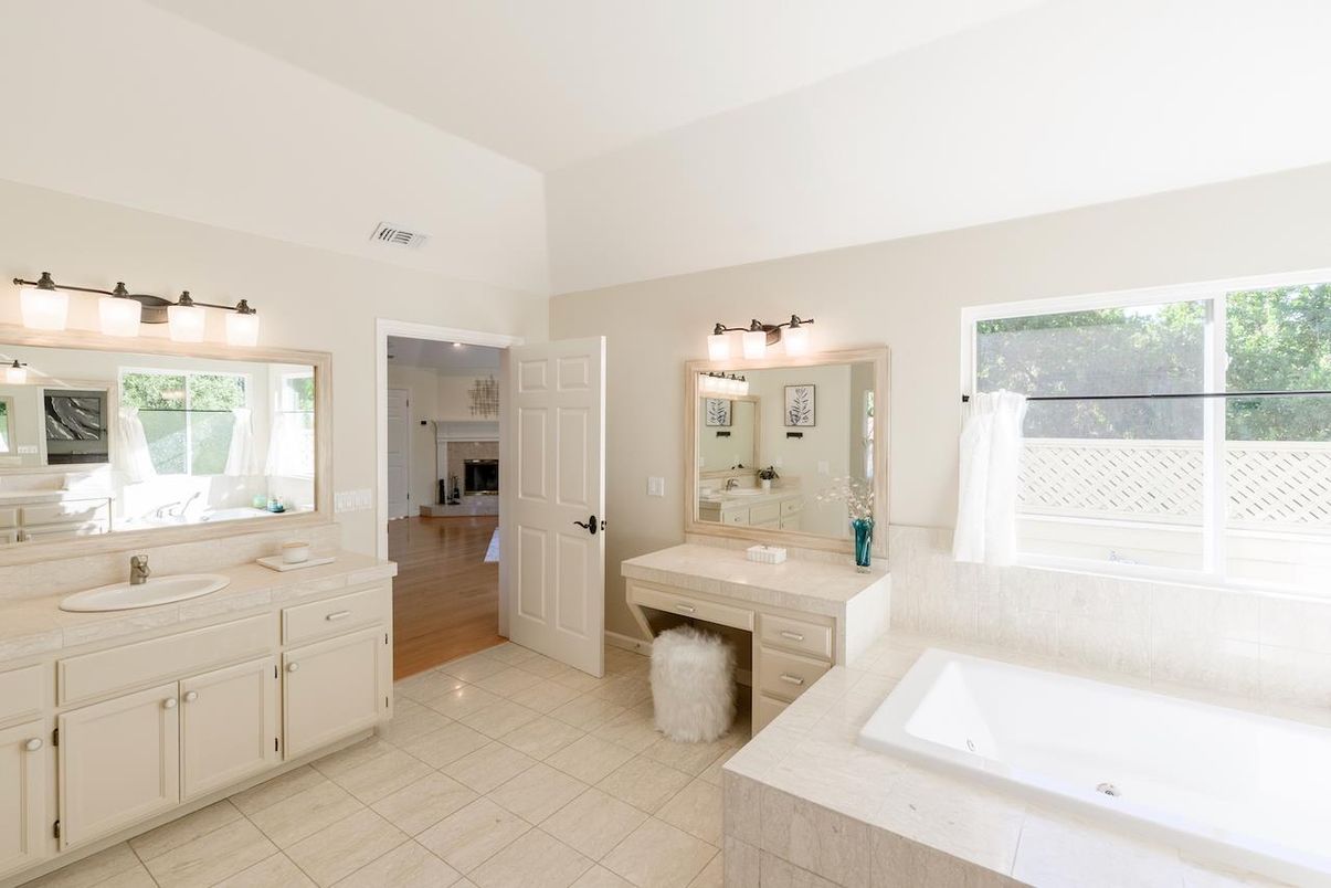 Bathroom, Dual Sink Vanities, Interior, Wood Texture Flooring