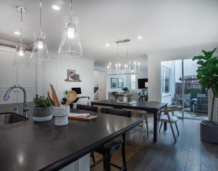 Dining room, Interior, Kitchen, Pendant Lights, Recessed Lighting, Wood Texture Flooring