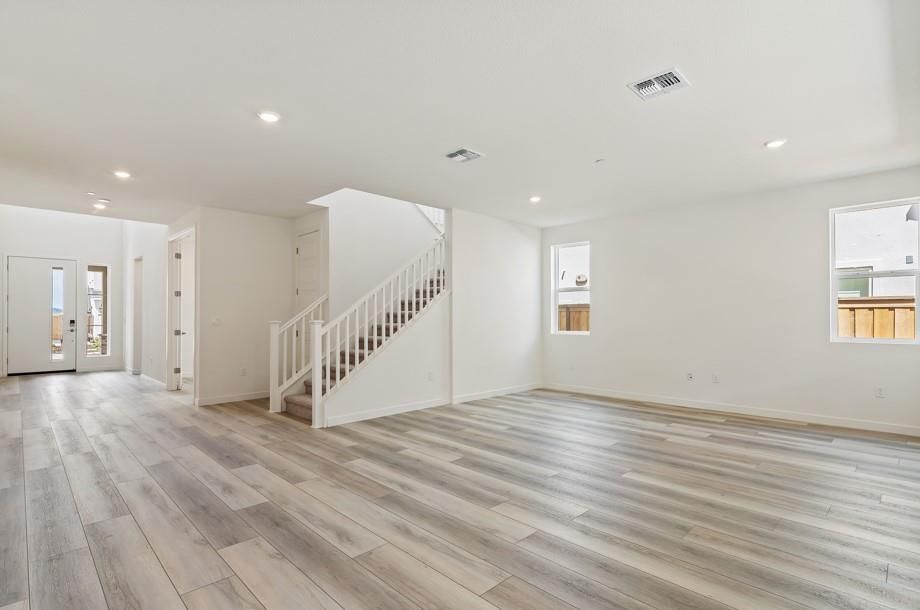 Empty room, Interior, Recessed Lighting, Wood Texture Flooring