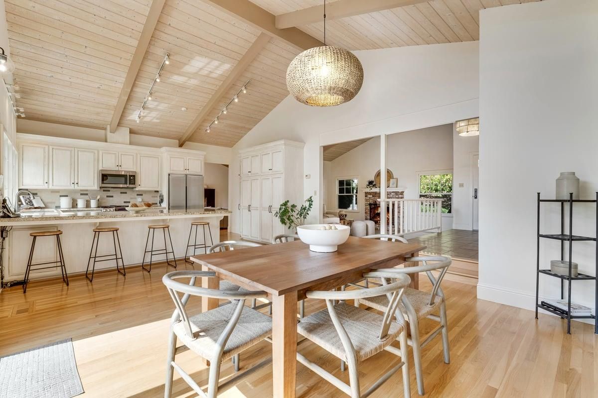 Dining room, Interior, Kitchen, Pendant Lights, Stainless Steel Appliances, Wooden Ceilings, Wood Texture Flooring