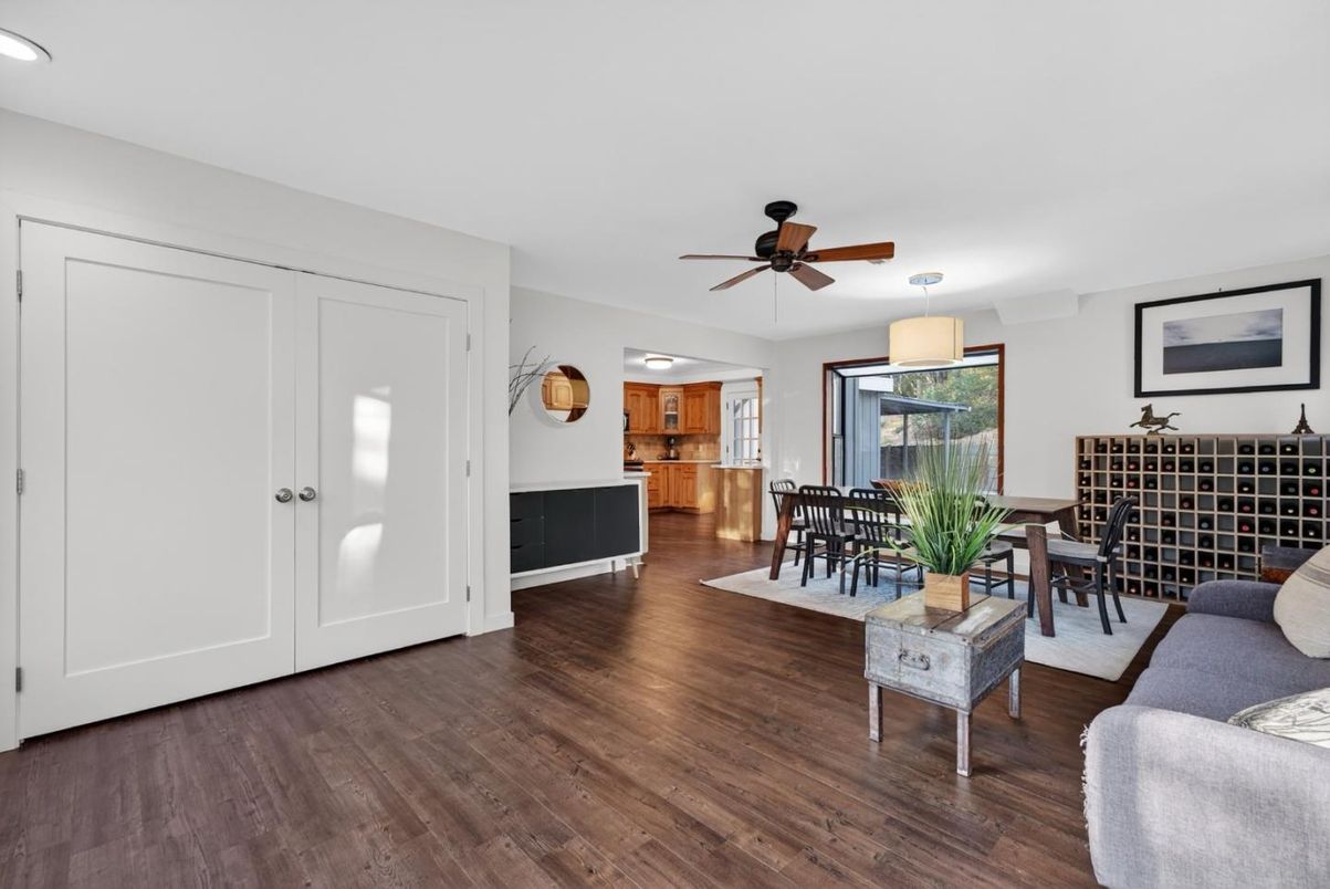 Dining room, Interior, Recessed Lighting, Wood Texture Flooring