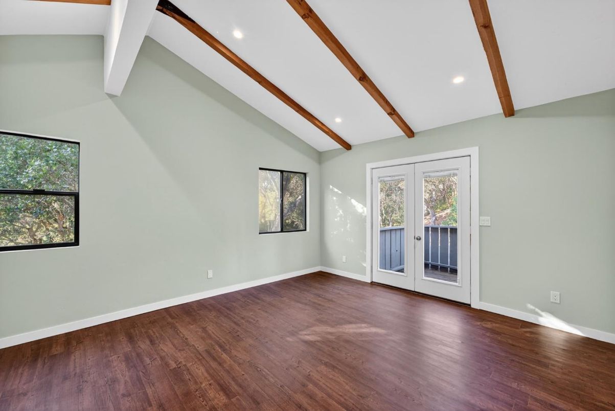 Empty room, Interior, Recessed Lighting, Wooden Beams, Wood Texture Flooring