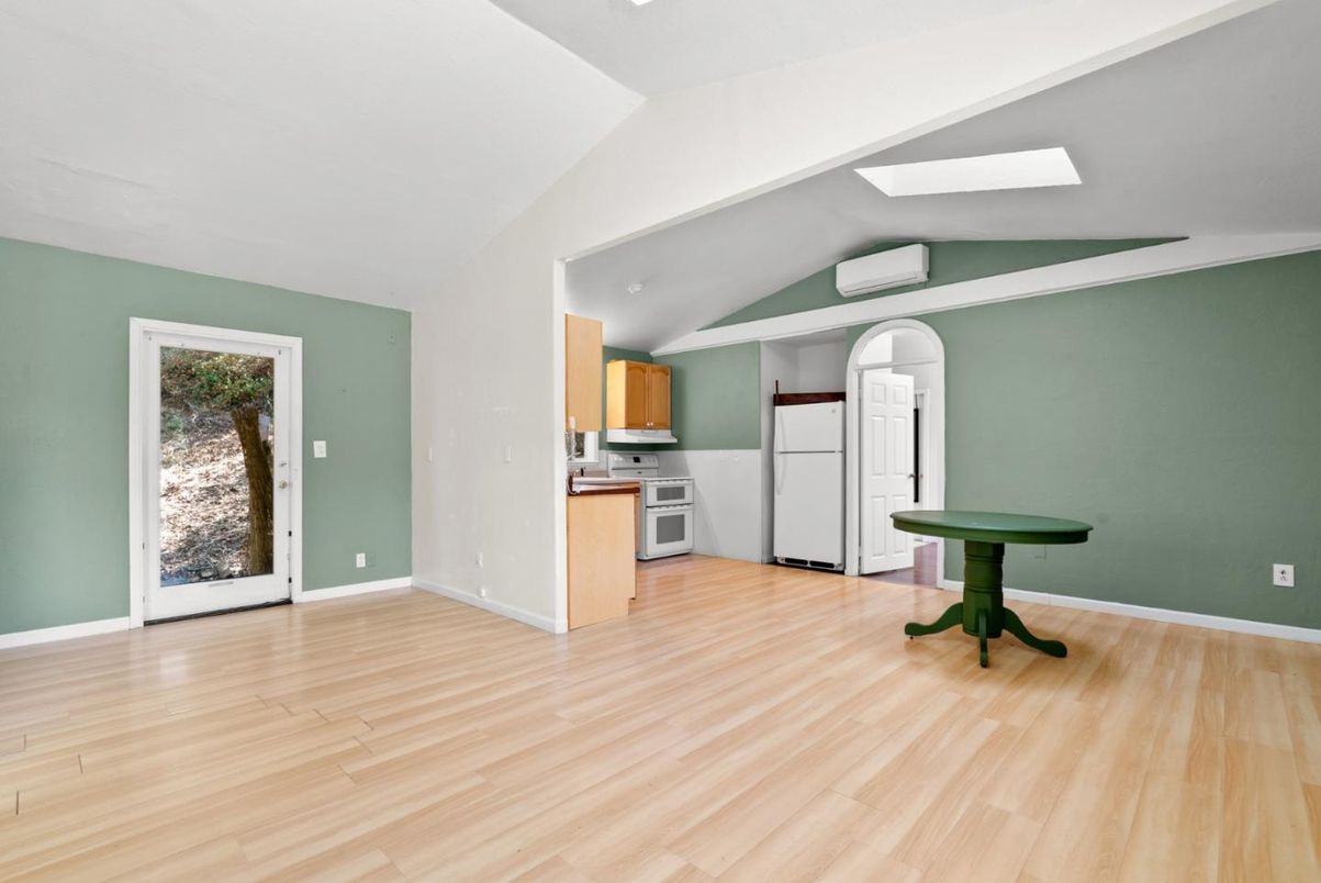 Empty room, Interior, Kitchen, Wood Texture Flooring