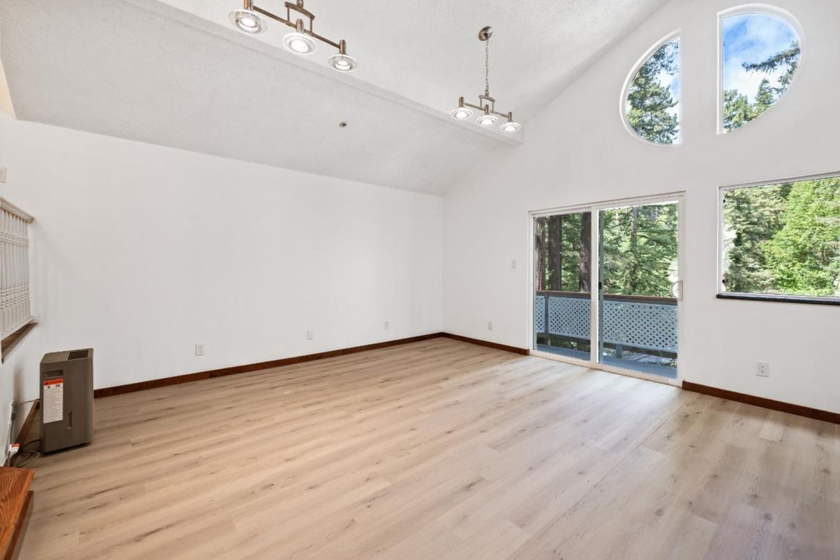 Empty room, Interior, Pendant Lights, Wood Texture Flooring