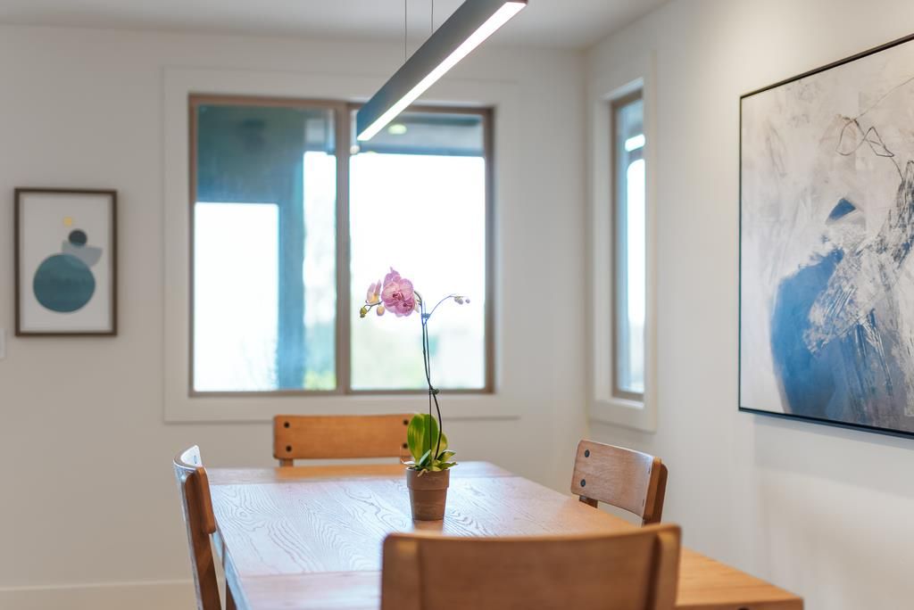 Dining room, Interior