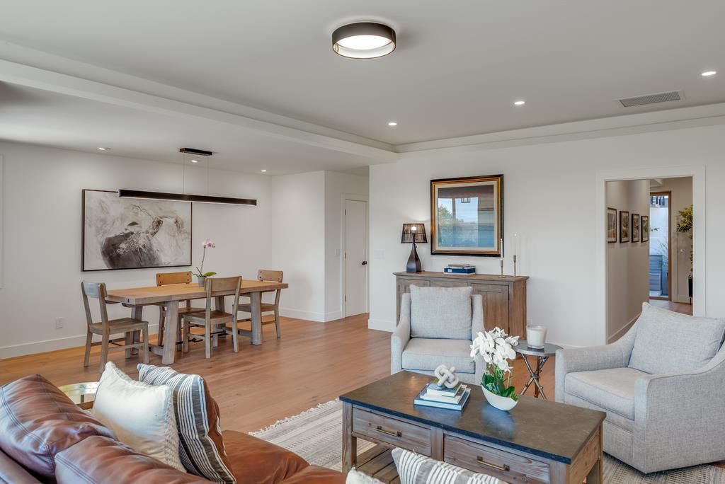 Dining room, Interior, Living room, Recessed Lighting, Wood Texture Flooring