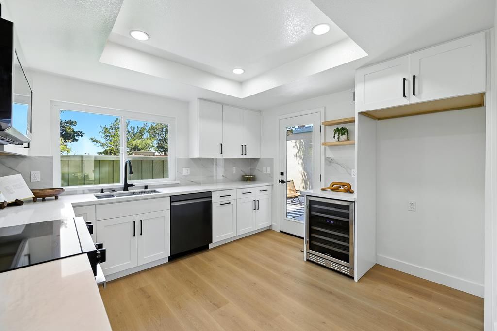Interior, Kitchen, Recessed Lighting, Wood Texture Flooring