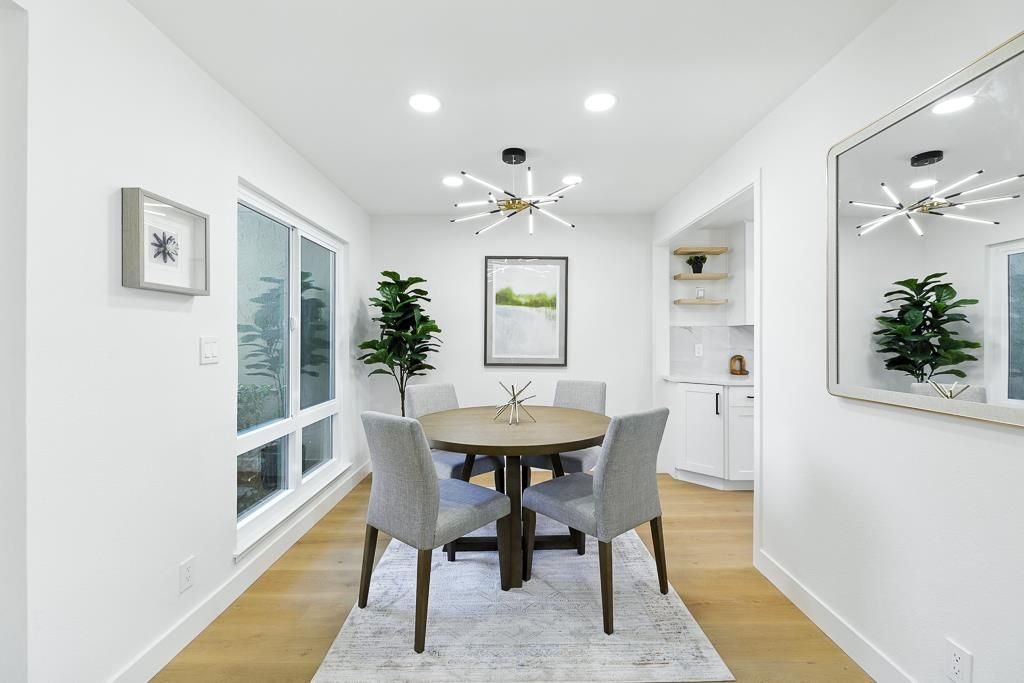 Dining room, Interior, Pendant Lights, Recessed Lighting, Wood Texture Flooring