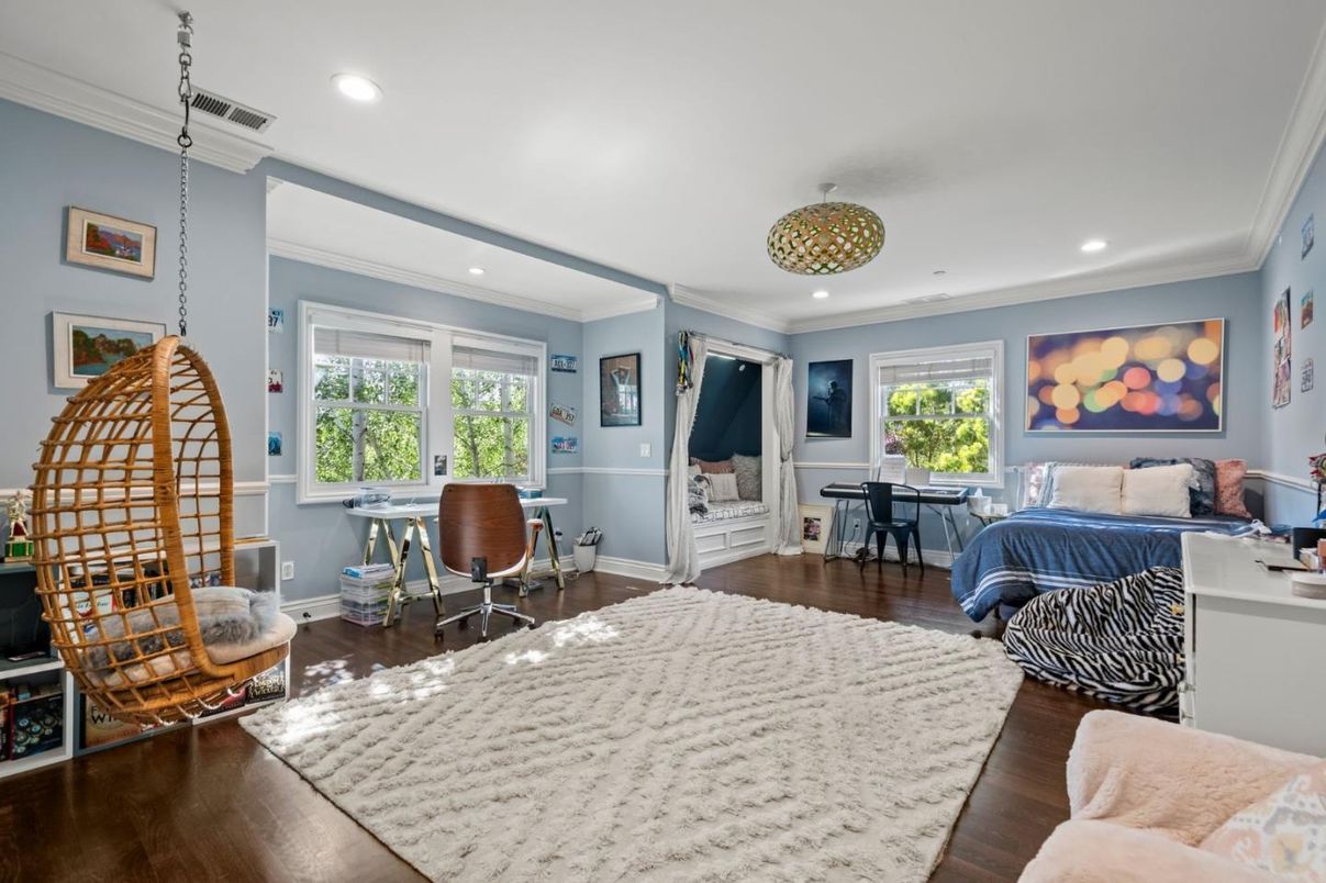 Bedroom, Home Office, Interior, Recessed Lighting, Wood Texture Flooring
