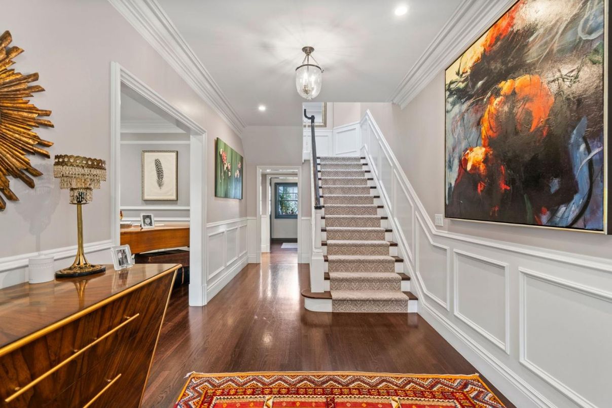 Interior, Pendant Lights, Recessed Lighting, Wood Texture Flooring