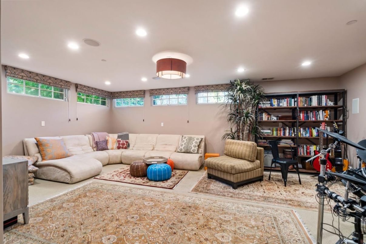 Interior, Living room, Recessed Lighting