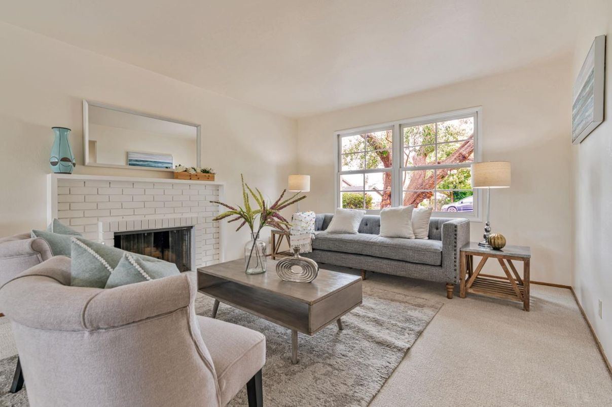 Fireplace, Interior, Living room