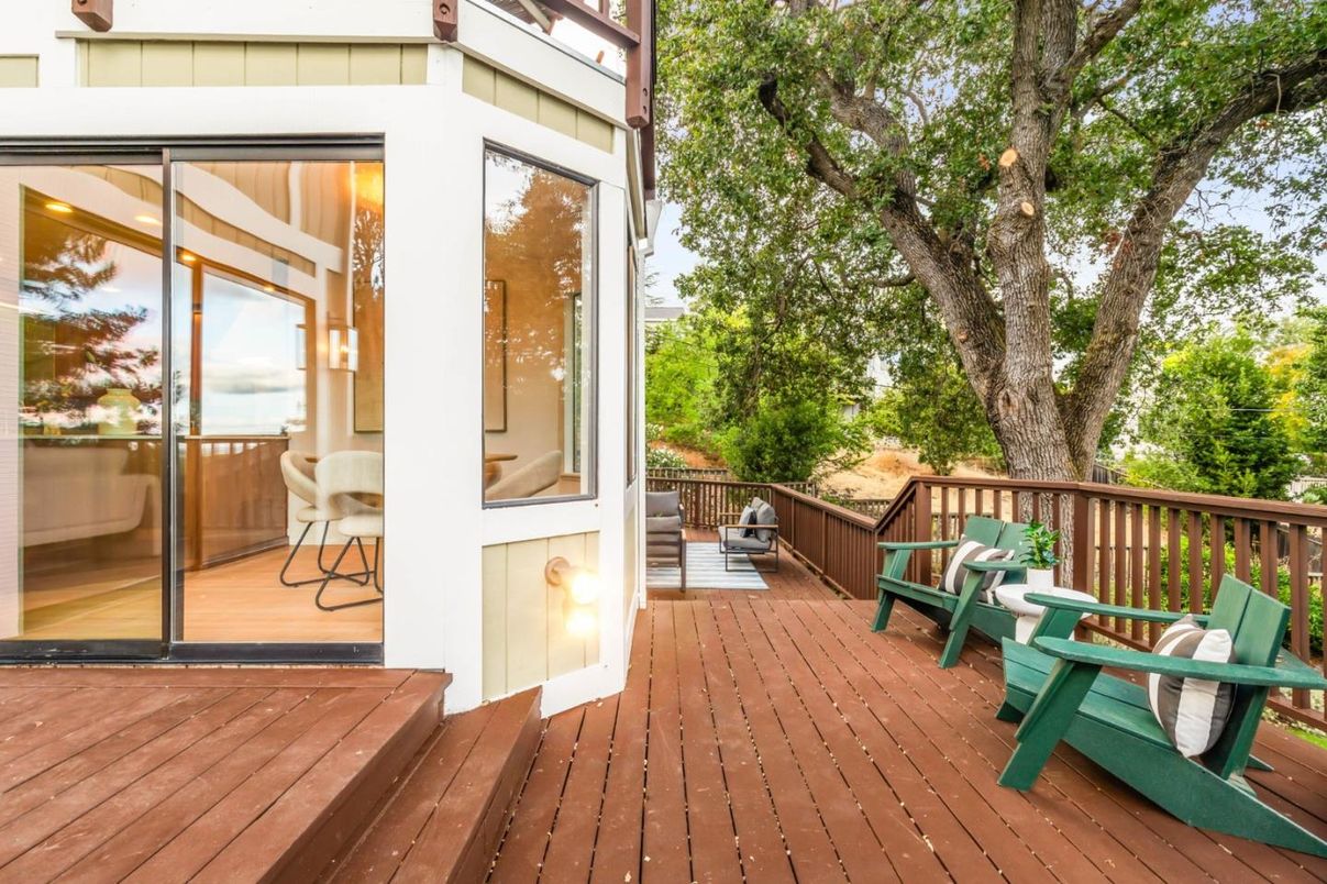 Exterior, Wood Texture Flooring