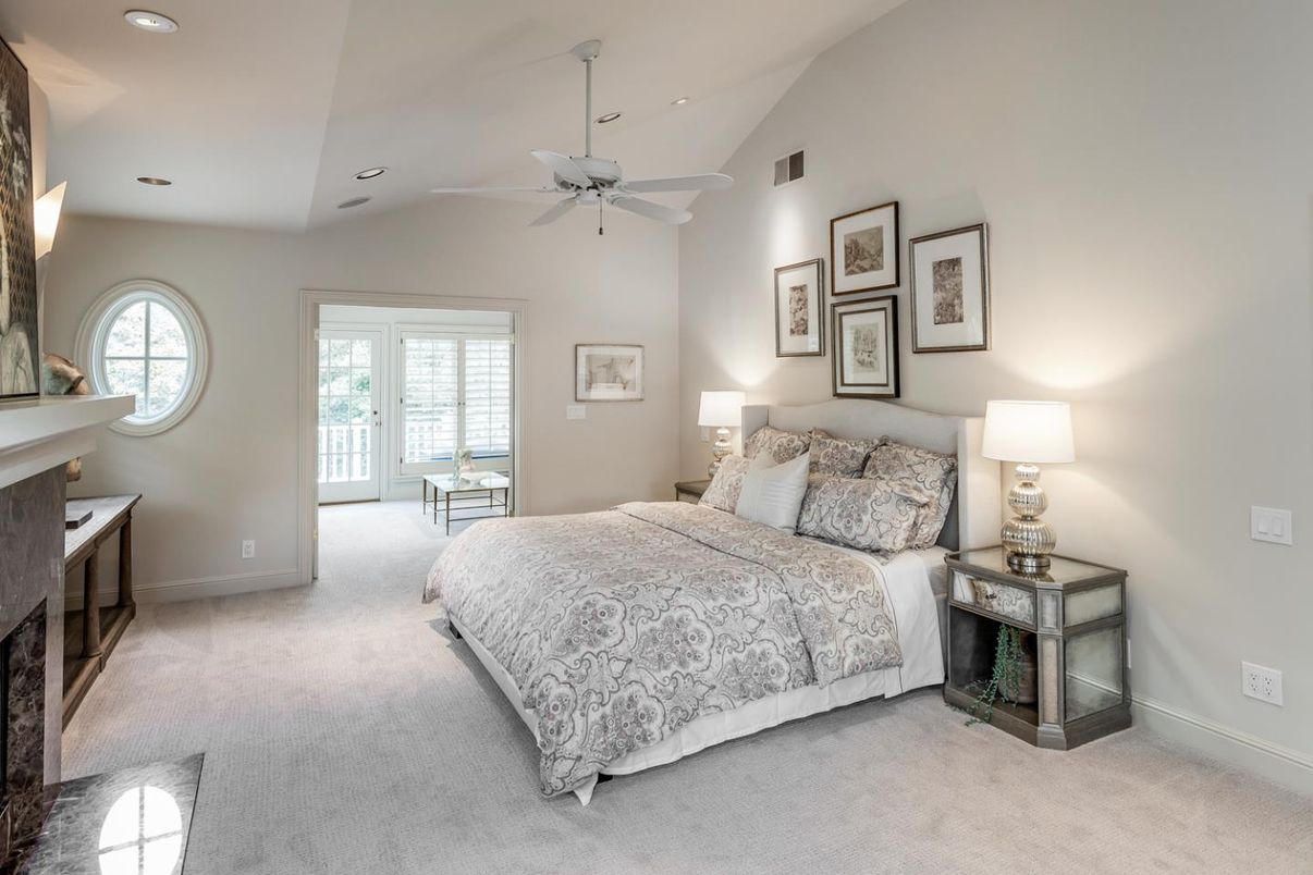 Bedroom, Interior, Recessed Lighting