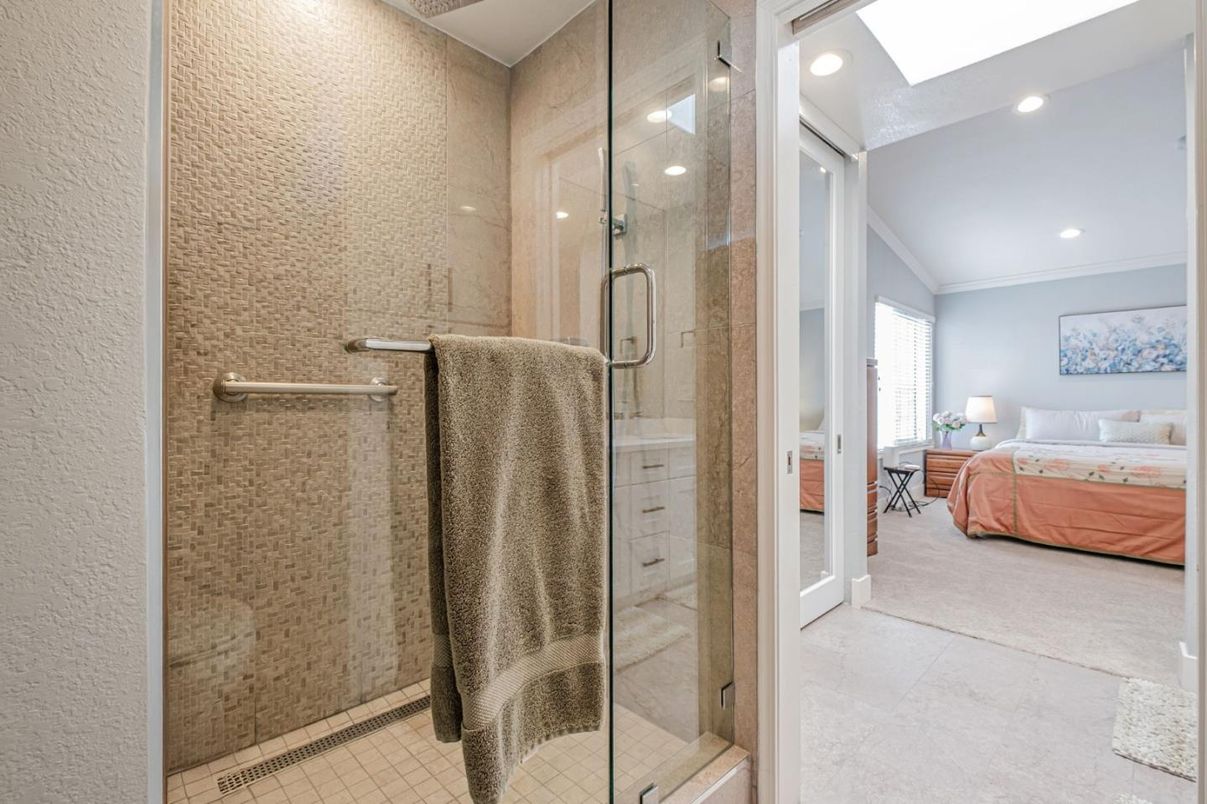Bathroom, Bedroom, Glass Shower, Interior, Recessed Lighting