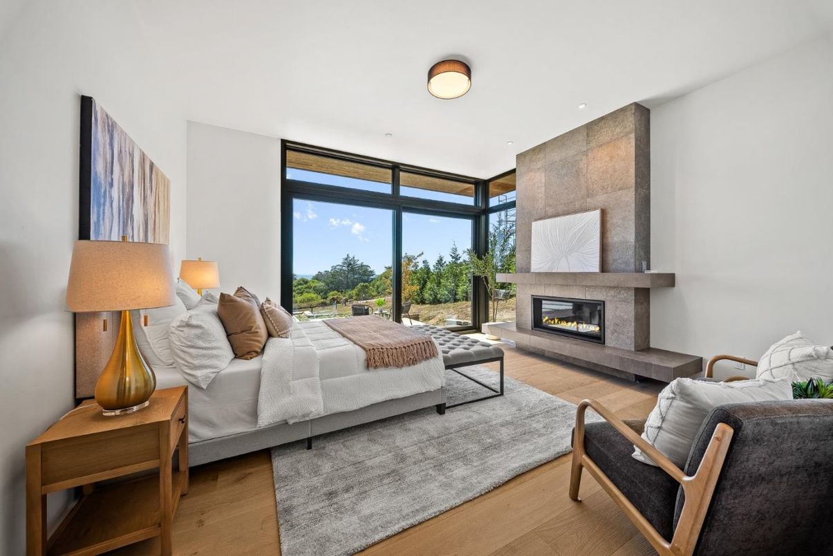 Bedroom, Fireplace, Interior, Recessed Lighting, Wood Texture Flooring