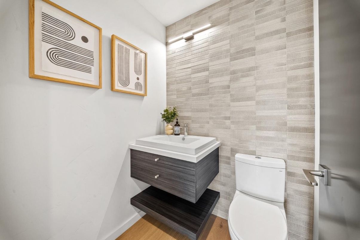 Bathroom, Interior, Wood Texture Flooring