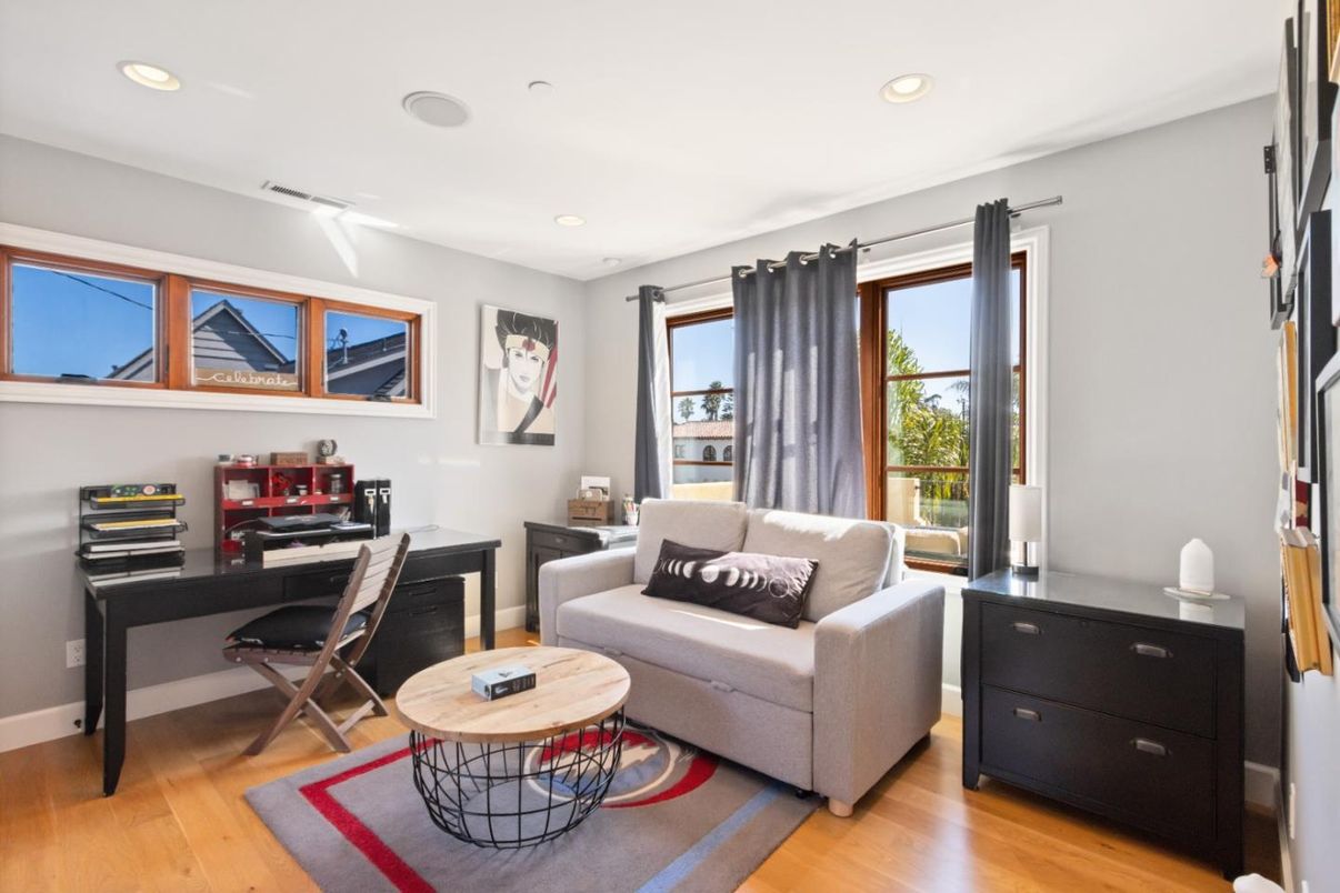Home Office, Interior, Recessed Lighting, Wood Texture Flooring