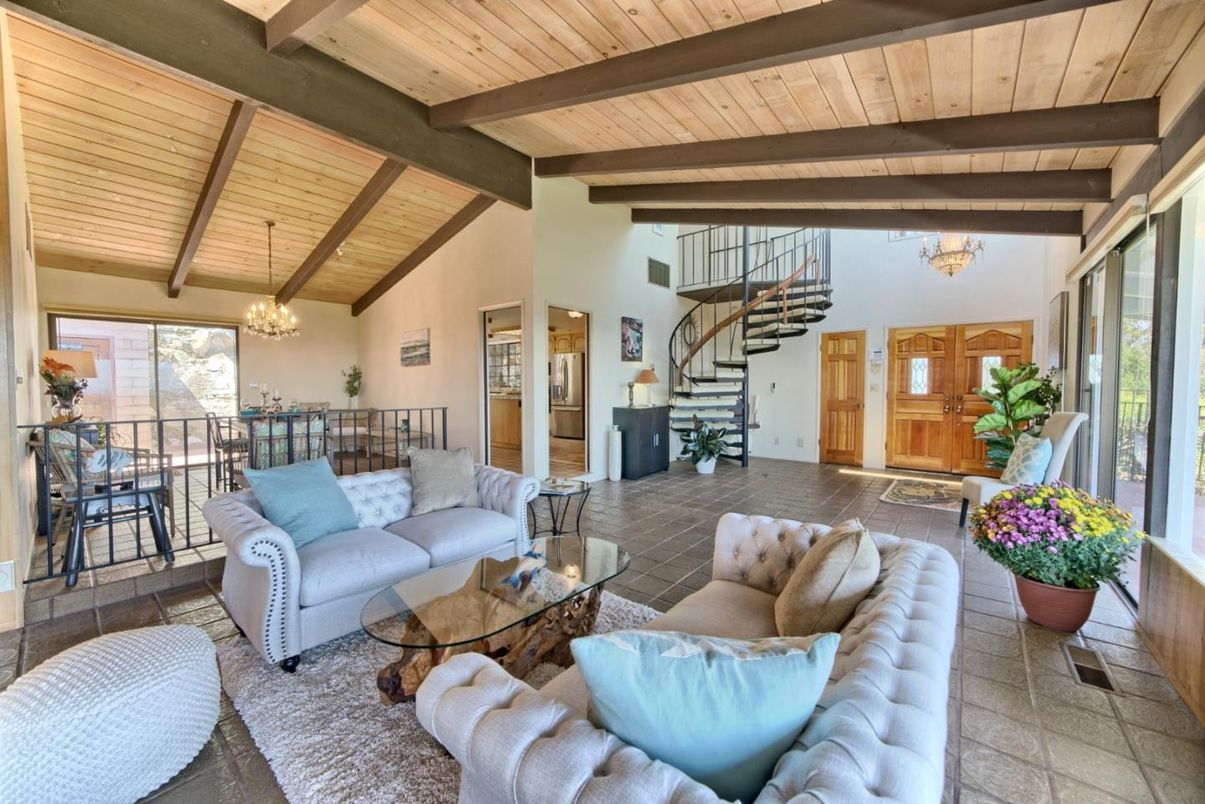 Chandelier, Dining room, Interior, Living room, Wooden Beams, Wooden Ceilings