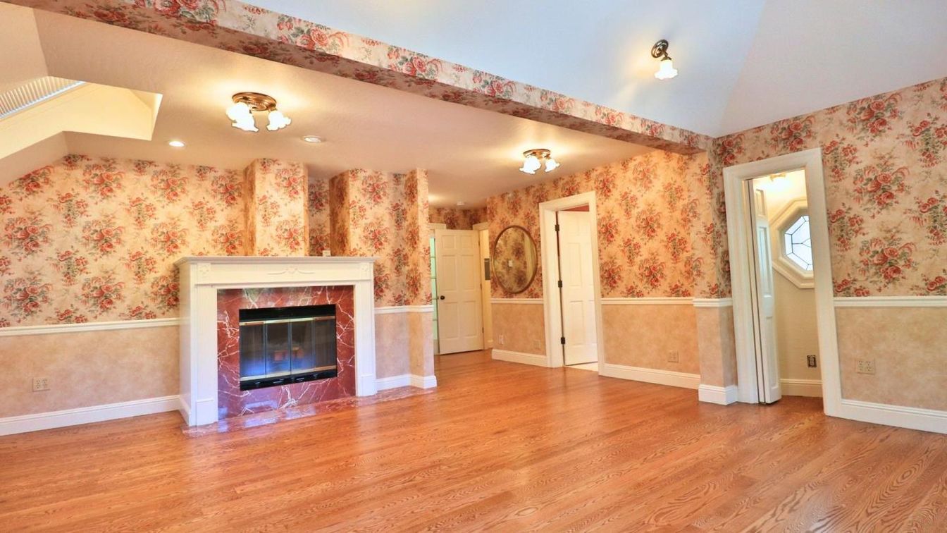 Empty room, Fireplace, Interior, Recessed Lighting, Wood Texture Flooring