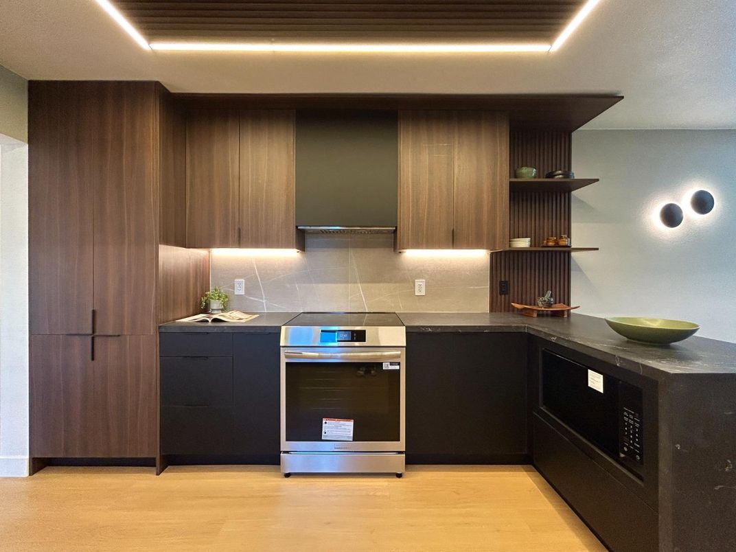 Interior, Kitchen, Stainless Steel Appliances, Wood Texture Flooring