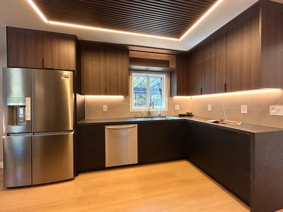 Interior, Kitchen, Stainless Steel Appliances, Wood Texture Flooring