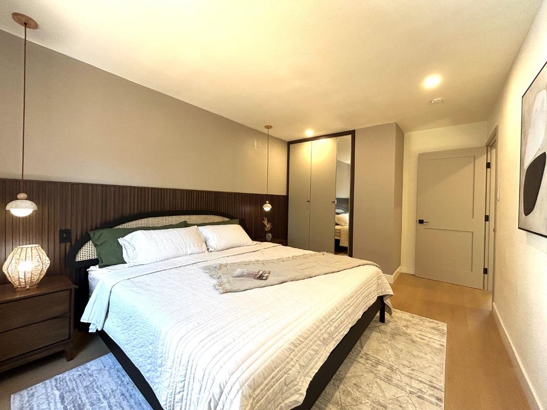 Bedroom, Interior, Pendant Lights, Recessed Lighting, Wood Texture Flooring