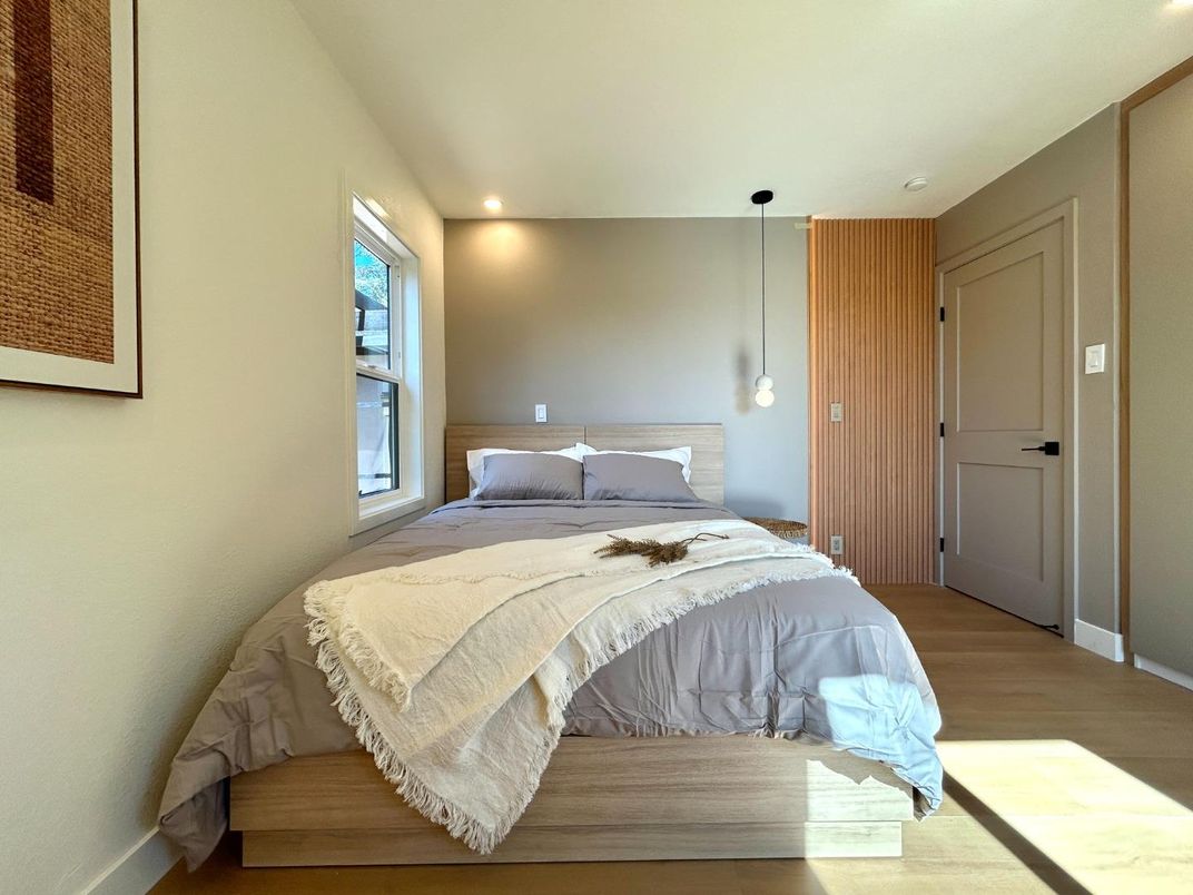 Bedroom, Interior, Pendant Lights, Recessed Lighting, Wood Texture Flooring