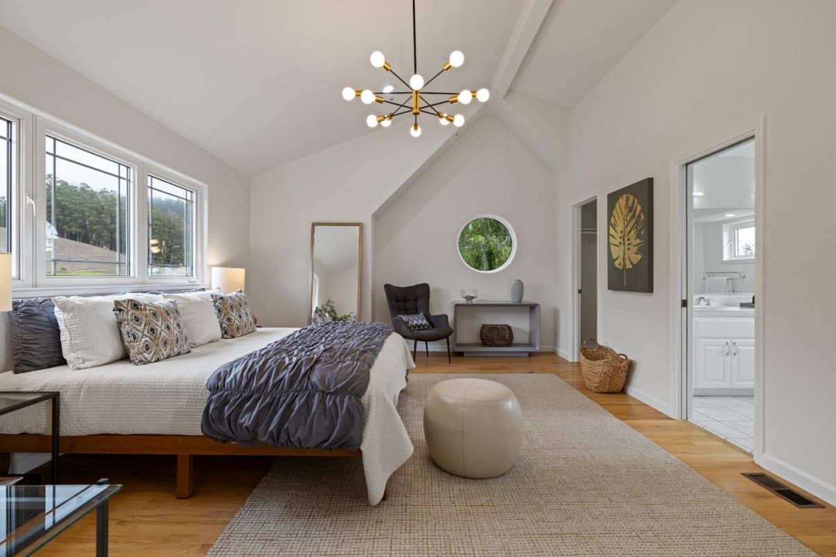 Bedroom, Interior, Pendant Lights, Wood Texture Flooring