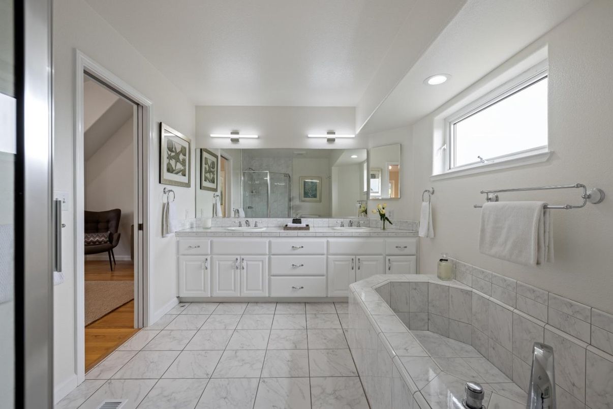 Bathroom, Dual Sink Vanities, Interior, Marble, Recessed Lighting