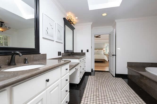 Bathroom, Bedroom, Dual Sink Vanities, Interior, Recessed Lighting