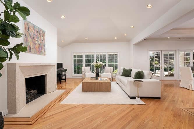 Fireplace, Interior, Living room, Piano, Recessed Lighting, Wood Texture Flooring