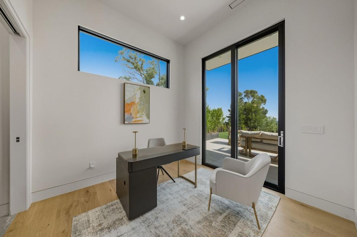 Home Office, Interior, Recessed Lighting, Wood Texture Flooring