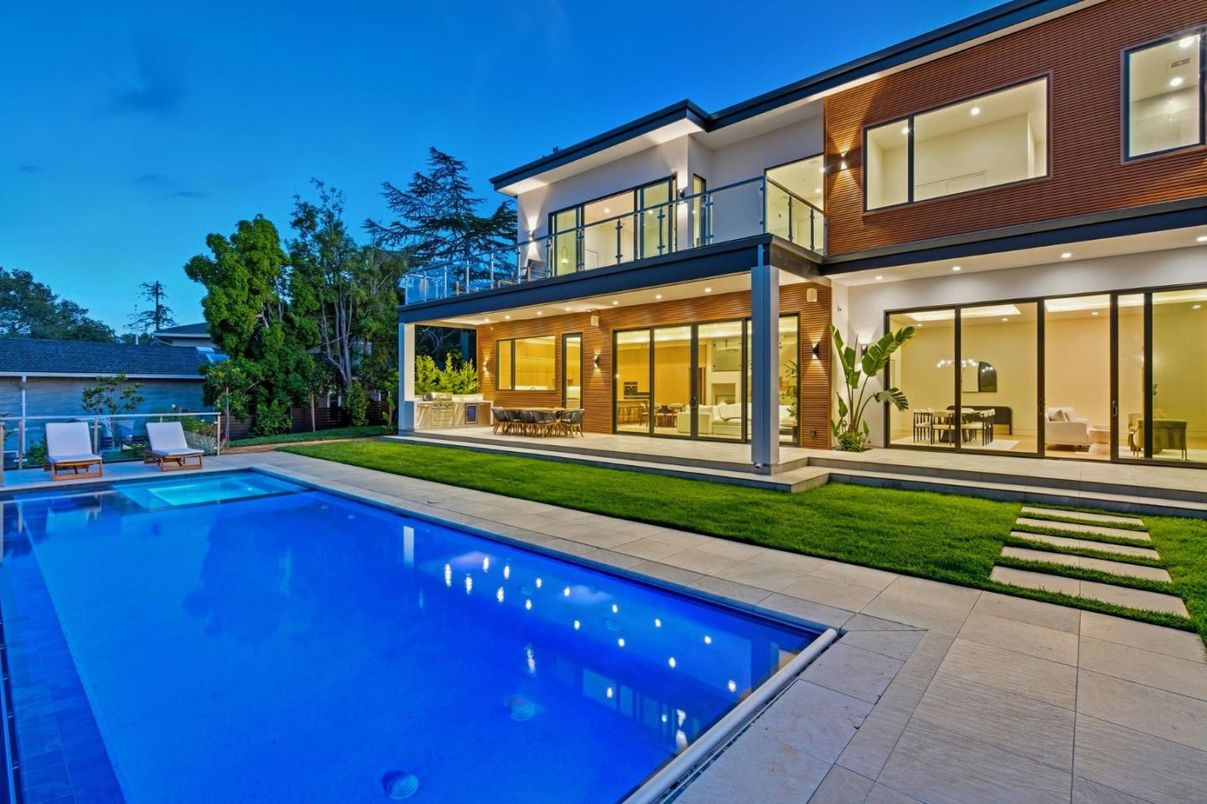 Backyard, Exterior, Pool, Water