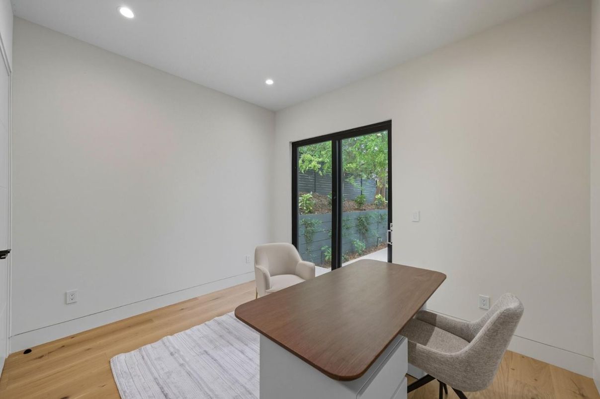 Home Office, Interior, Recessed Lighting, Wood Texture Flooring