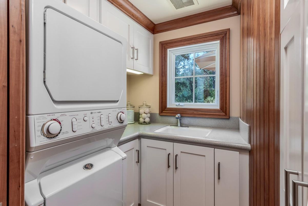 Interior, Utility Closets, Washer