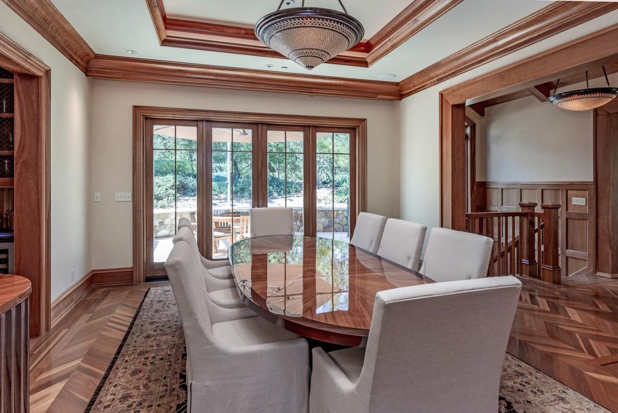 Dining room, Interior, Recessed Lighting, Wood Texture Flooring