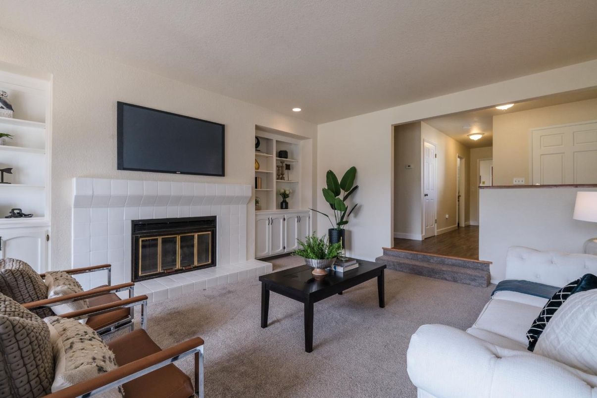 Fireplace, Interior, Living room, Recessed Lighting