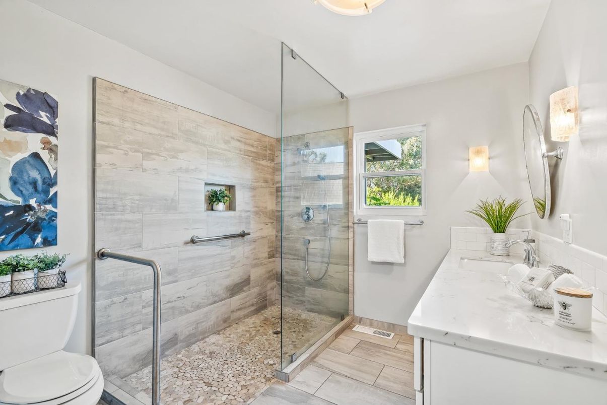 Bathroom, Glass Shower, Interior
