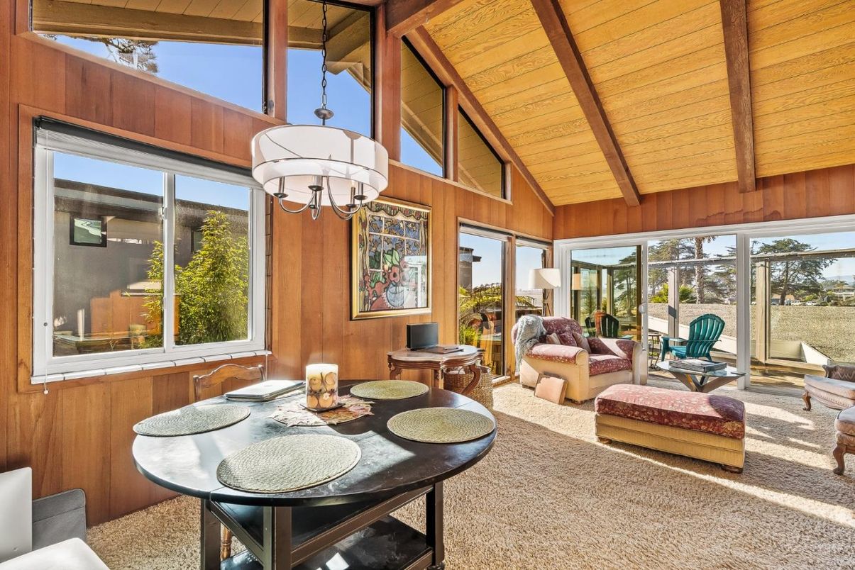 Chandelier, Dining room, Interior, Living room, Sun Room, Wooden Beams, Wooden Ceilings, Wooden Walls