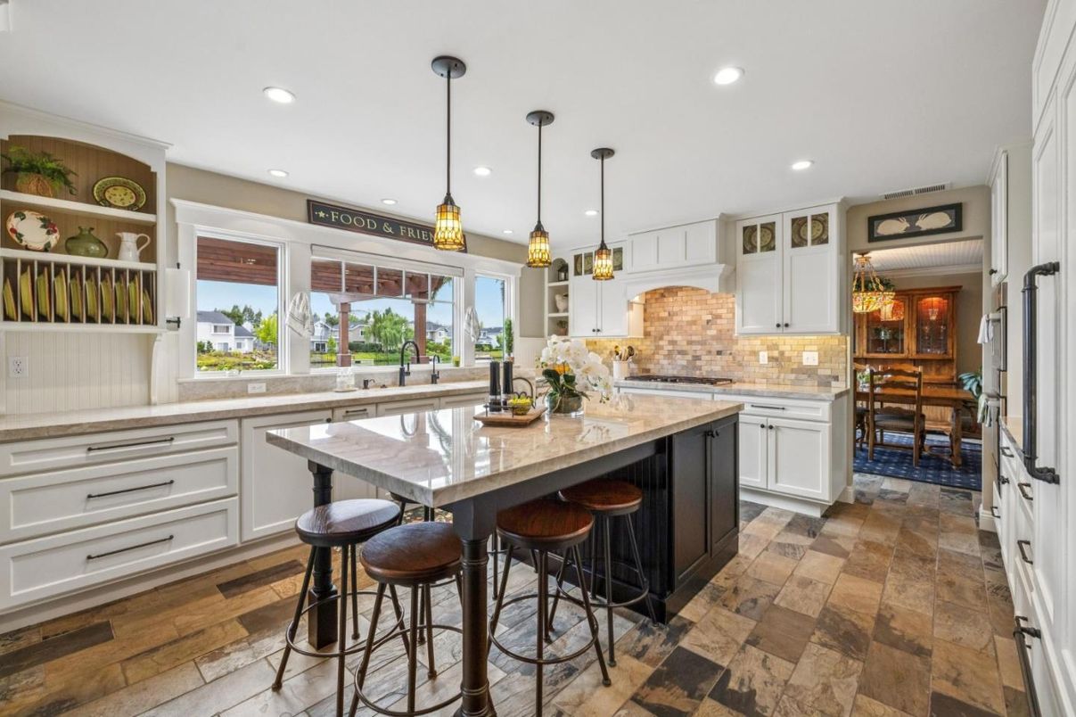 Dining room, Interior, Kitchen, Pendant Lights, Recessed Lighting