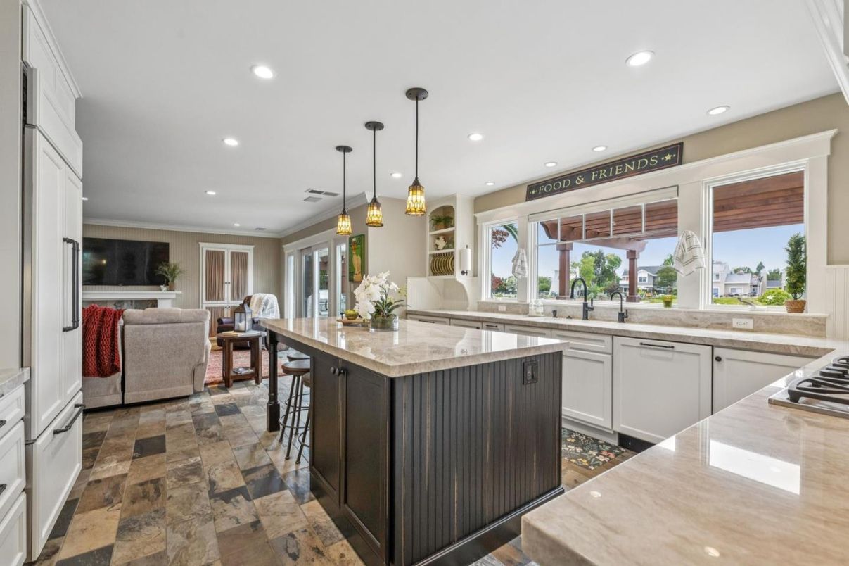Interior, Kitchen, Living room, Pendant Lights, Recessed Lighting