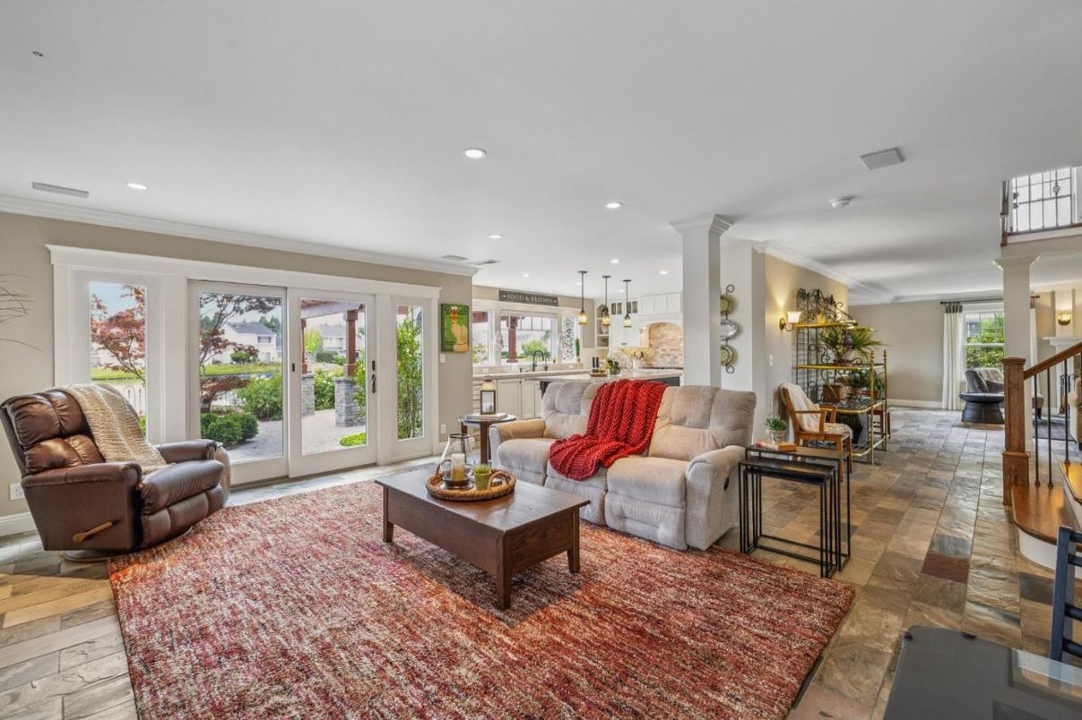 Interior, Kitchen, Living room, Pendant Lights, Recessed Lighting