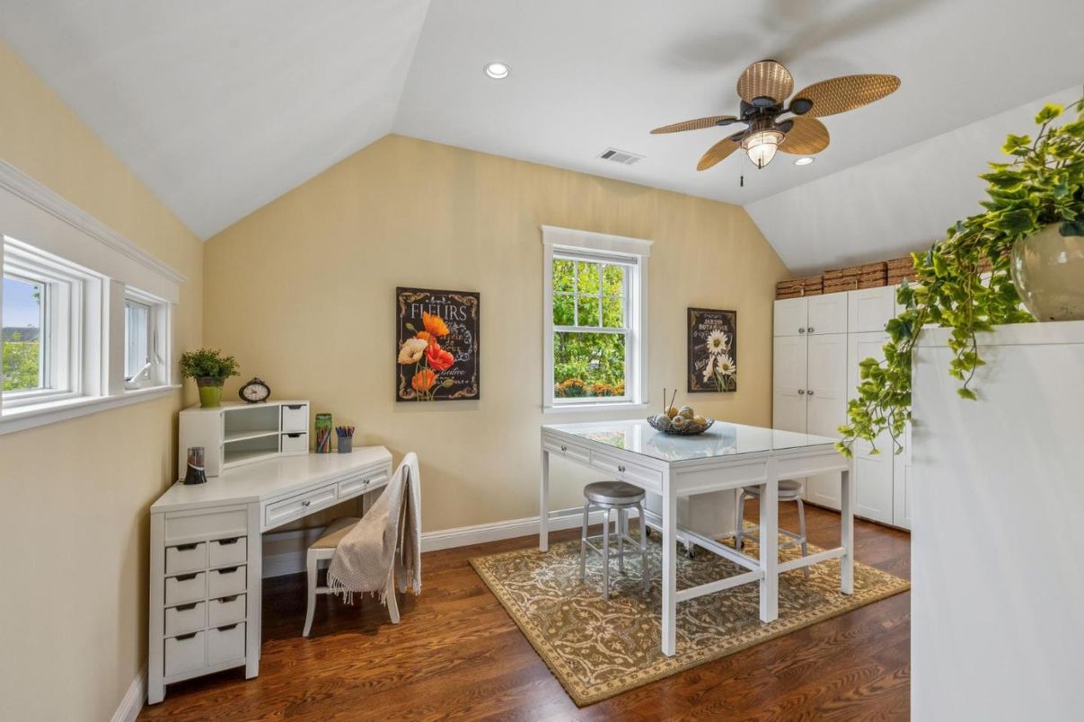 Home Office, Interior, Recessed Lighting, Wood Texture Flooring