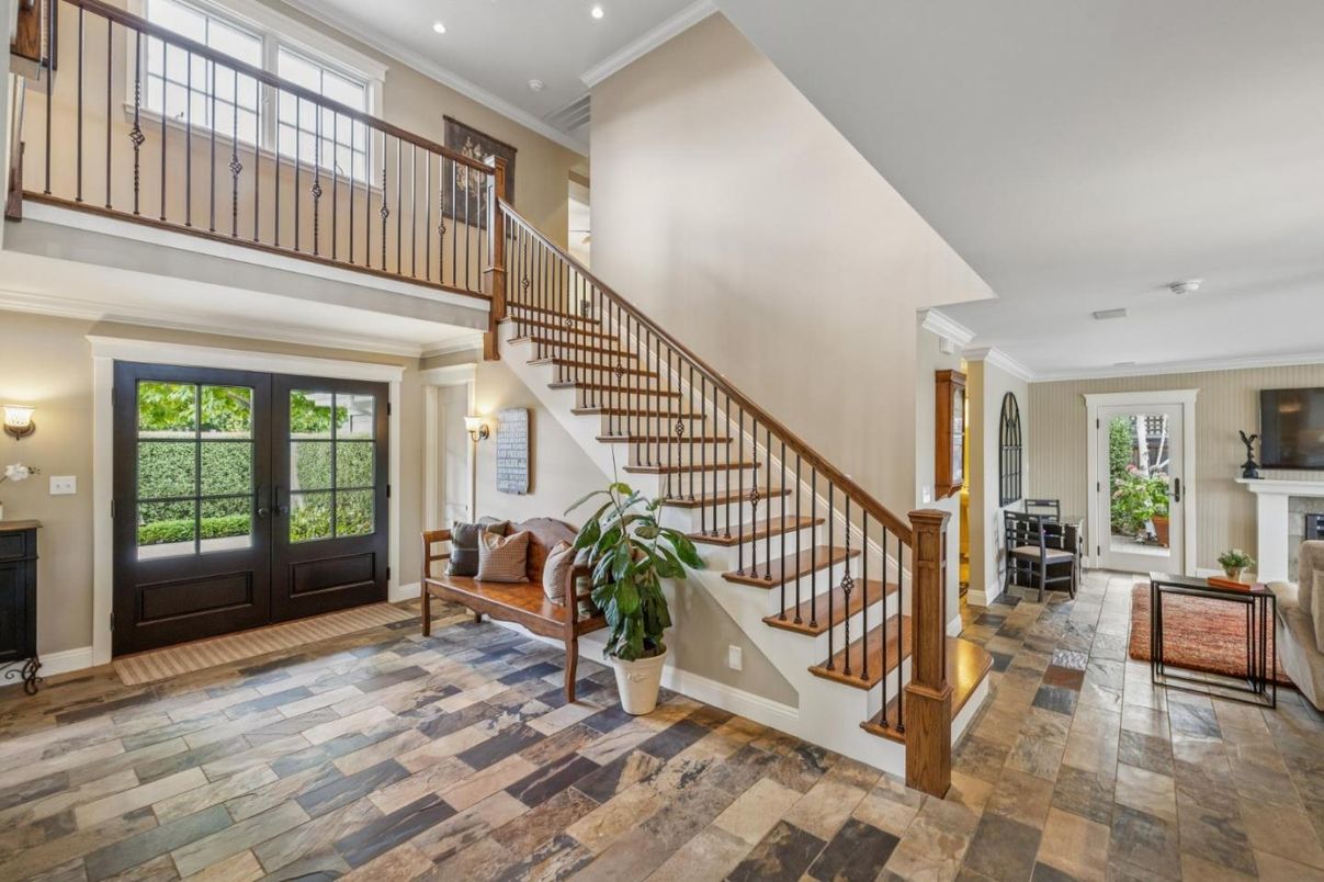 Fireplace, Interior, Recessed Lighting