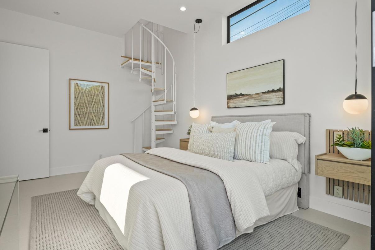 Bedroom, Interior, Pendant Lights, Recessed Lighting