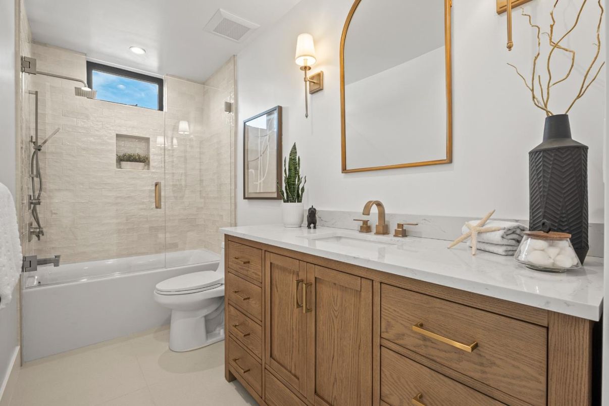 Bathroom, Dual Sink Vanities, Glass Shower, Interior, Recessed Lighting