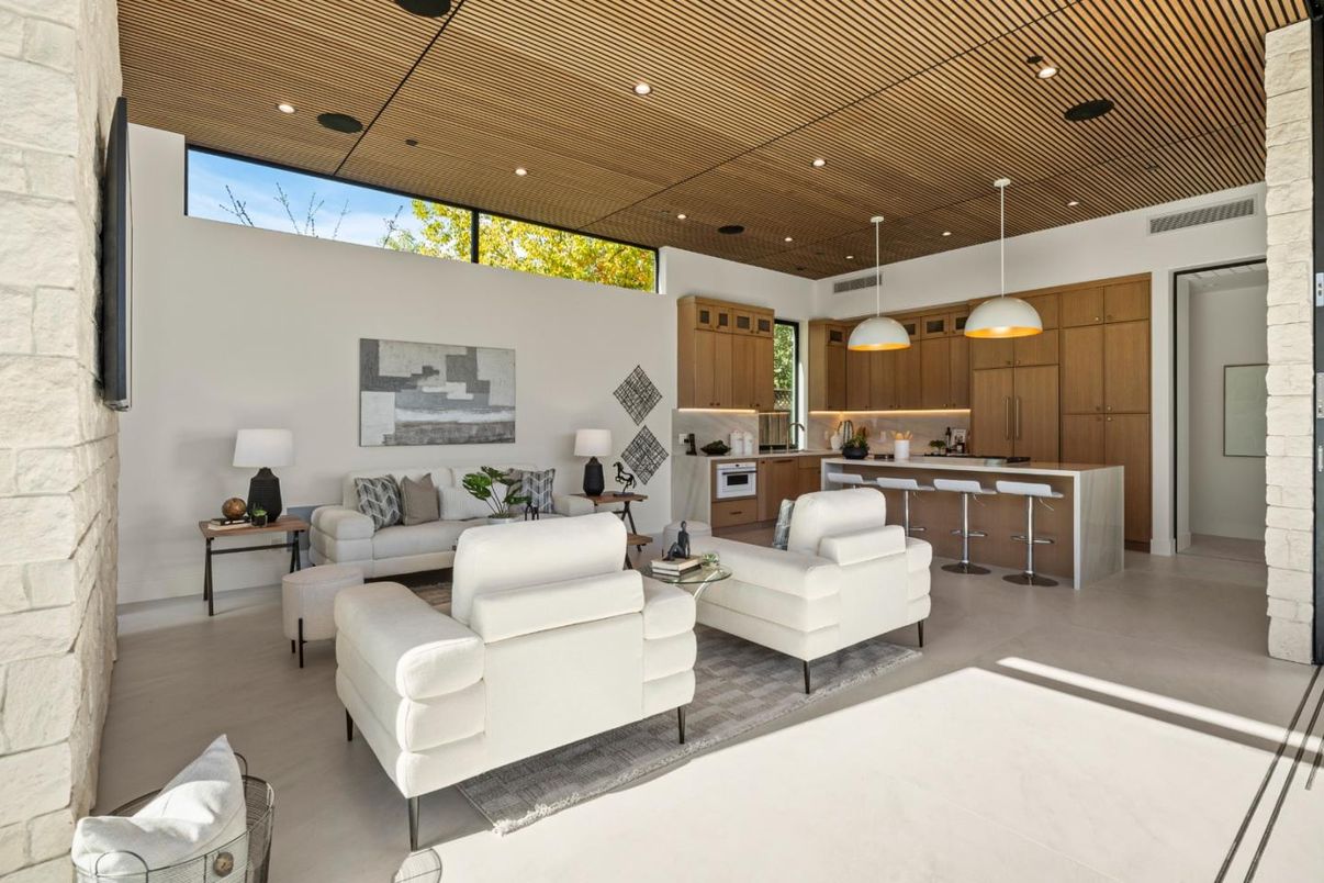 Interior, Kitchen, Living room, Pendant Lights, Recessed Lighting, Stainless Steel Appliances