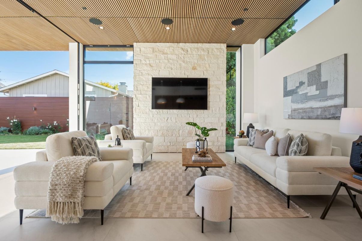 Interior, Living room, Recessed Lighting, Stone Walls